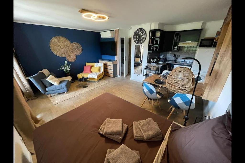 Cocoon Hut * Villeneuve-Loubet