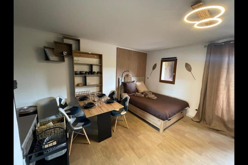 Apartment Cocoon Hut